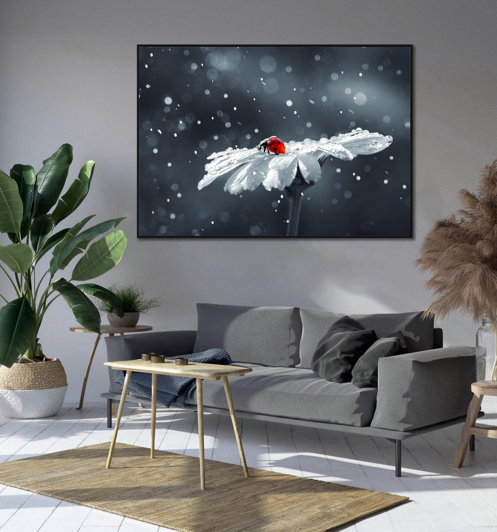 Peinture sur toile - Coccinelle sur un arbre roumain