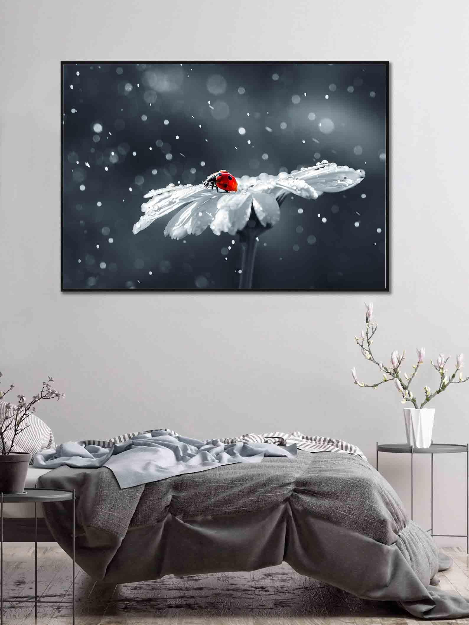 Peinture sur toile - Coccinelle sur un arbre roumain