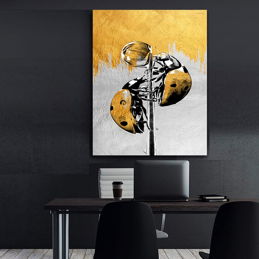 Tablou Canvas - Golden Ladybug