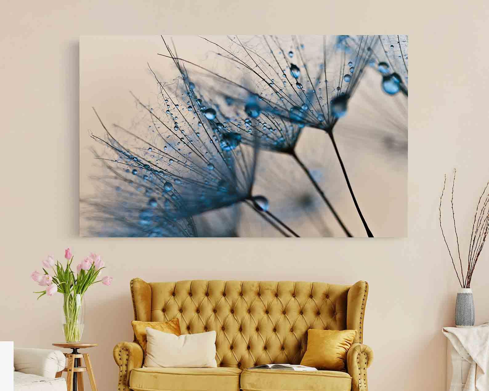Tablou Canvas - Floare cu picaturi de apa