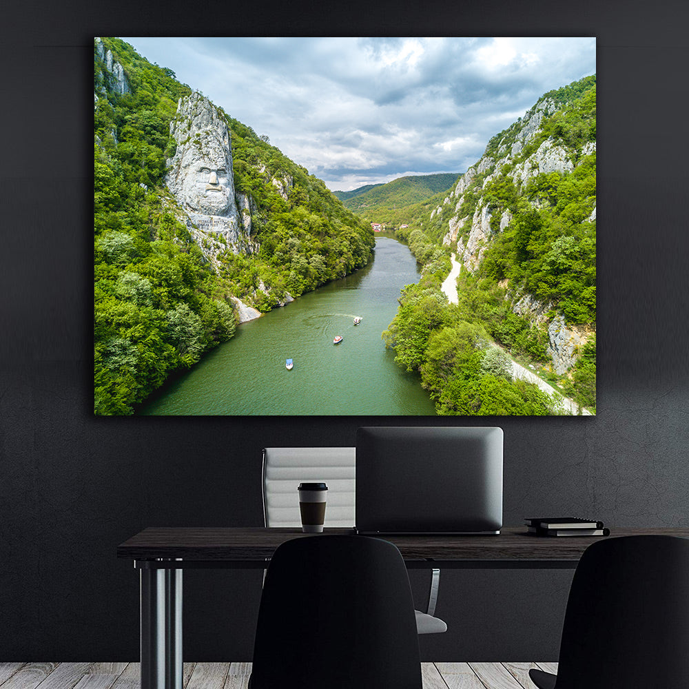 Tablou Canvas - Statuie în Stâncă